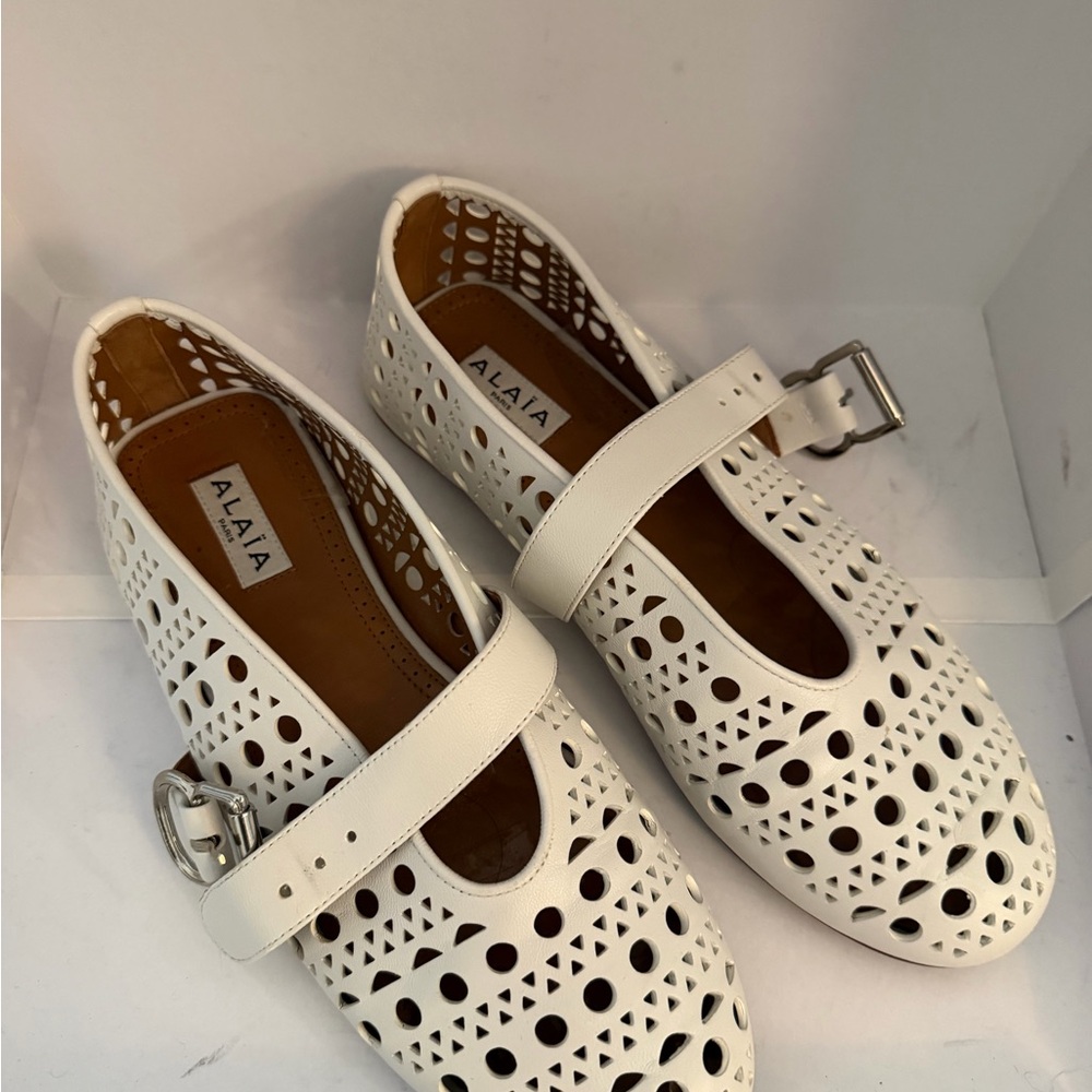 Alaia White Perforated Flats with Buckle 38 pristine condition